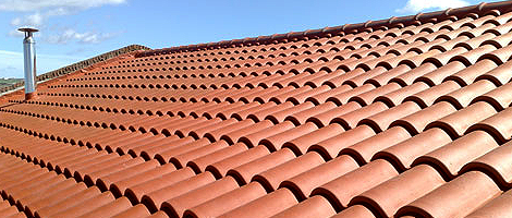 logo roof construcciones